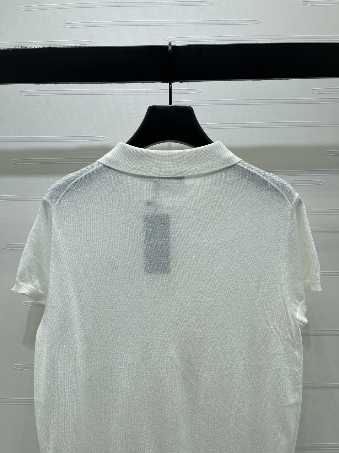 Women's short sleeves